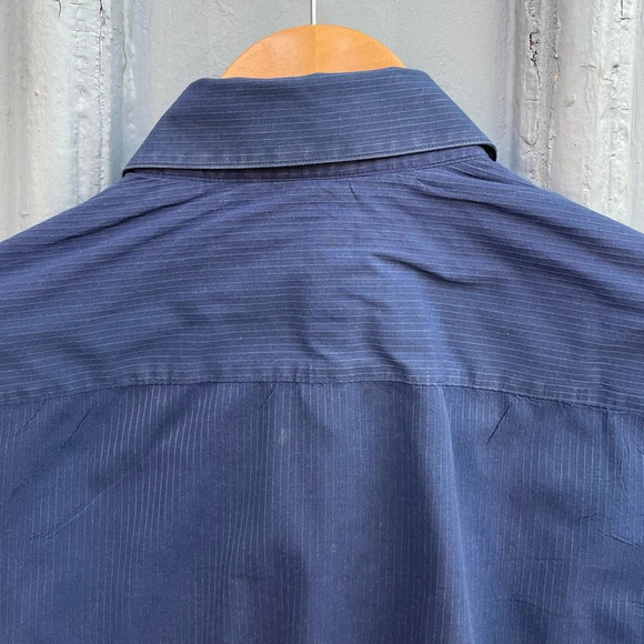 Ted Baker “ulukhot” Navy  textured verticals stripe buttondown, Ted 3 (me… - Picture 3 of 11